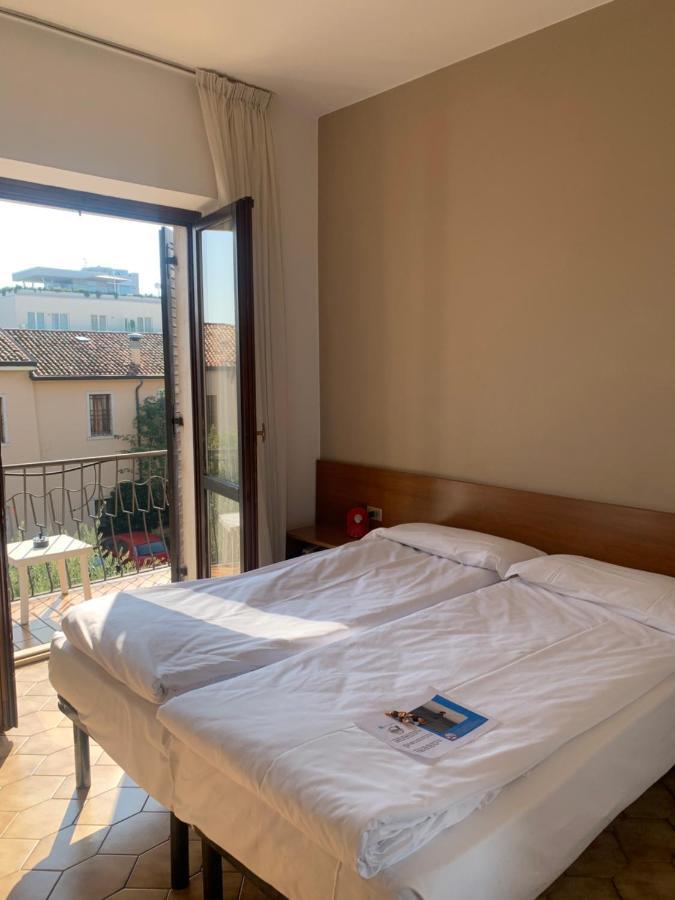 Hotel Santa Maria - Bardolino Town Center Exterior foto
